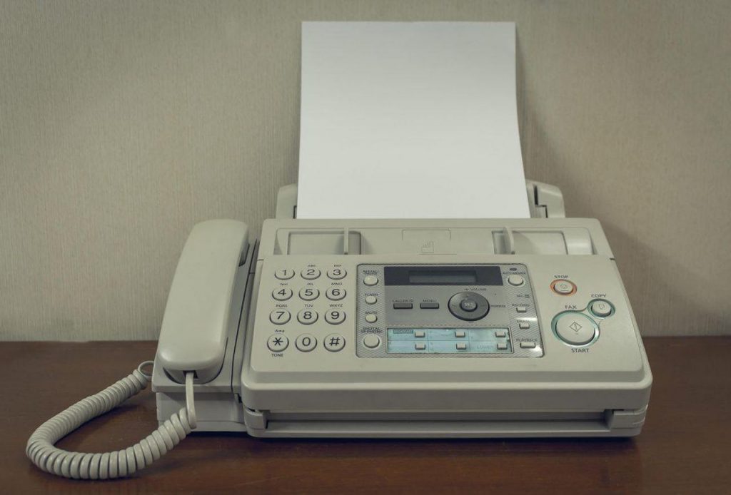 010100101000100 7 tecnologias ultrapassadas que ainda usamos 010100101000100