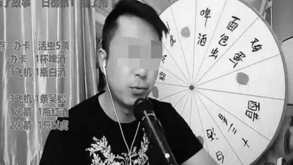 20190724050358 1200 675 vlogger sun china Vlogger morre após consumir animais venenosos ao vivo 20190724050358 1200 675 vlogger sun china