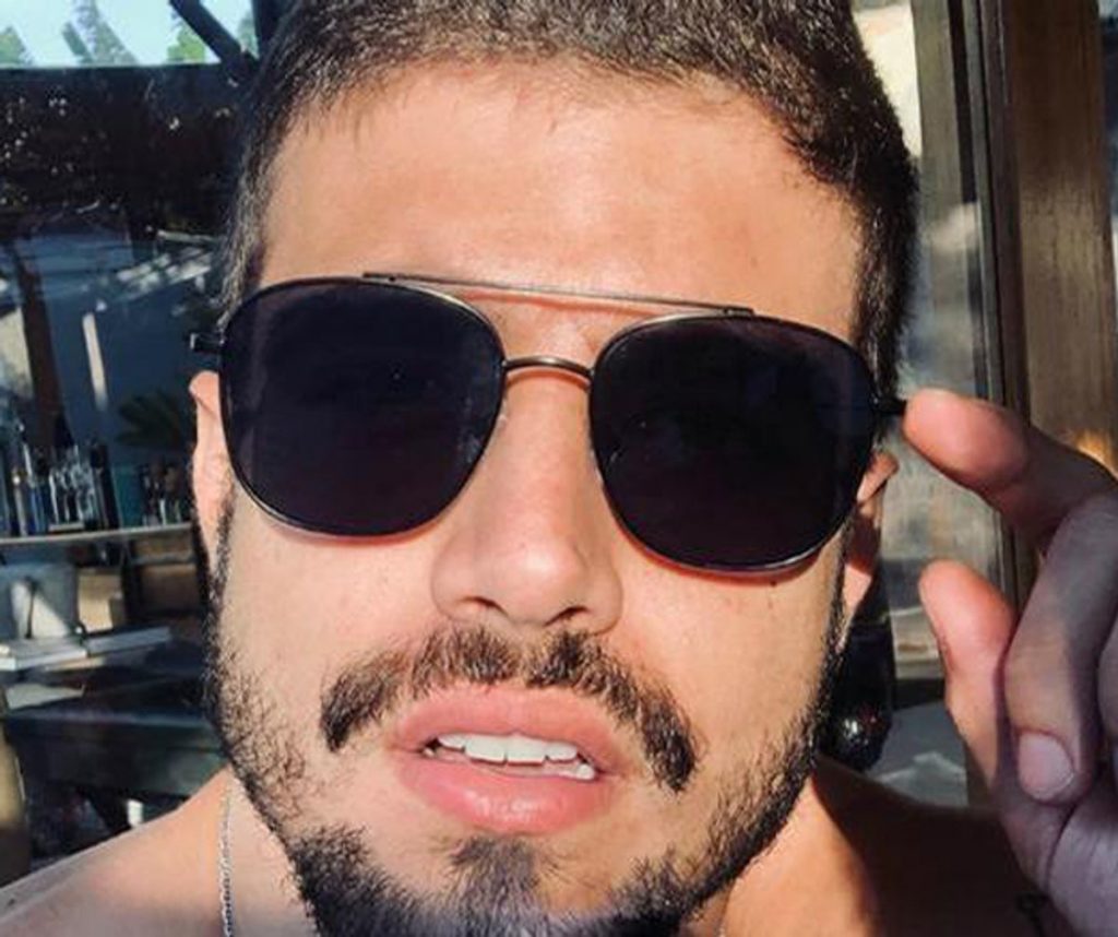 caiocastro Caio Castro sofre grave acidente durante o Rally dos Sertões caiocastro